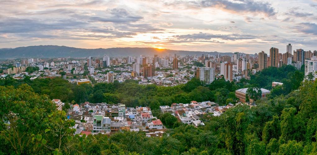 Bucaramanga Travel Guide 2025: The Best of Adventure, Nature & Daily Life in the “City of Parks”
