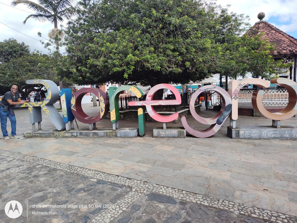 Rionegro: Gateway to Medellín’s countryside, rich in tradition and scenery.