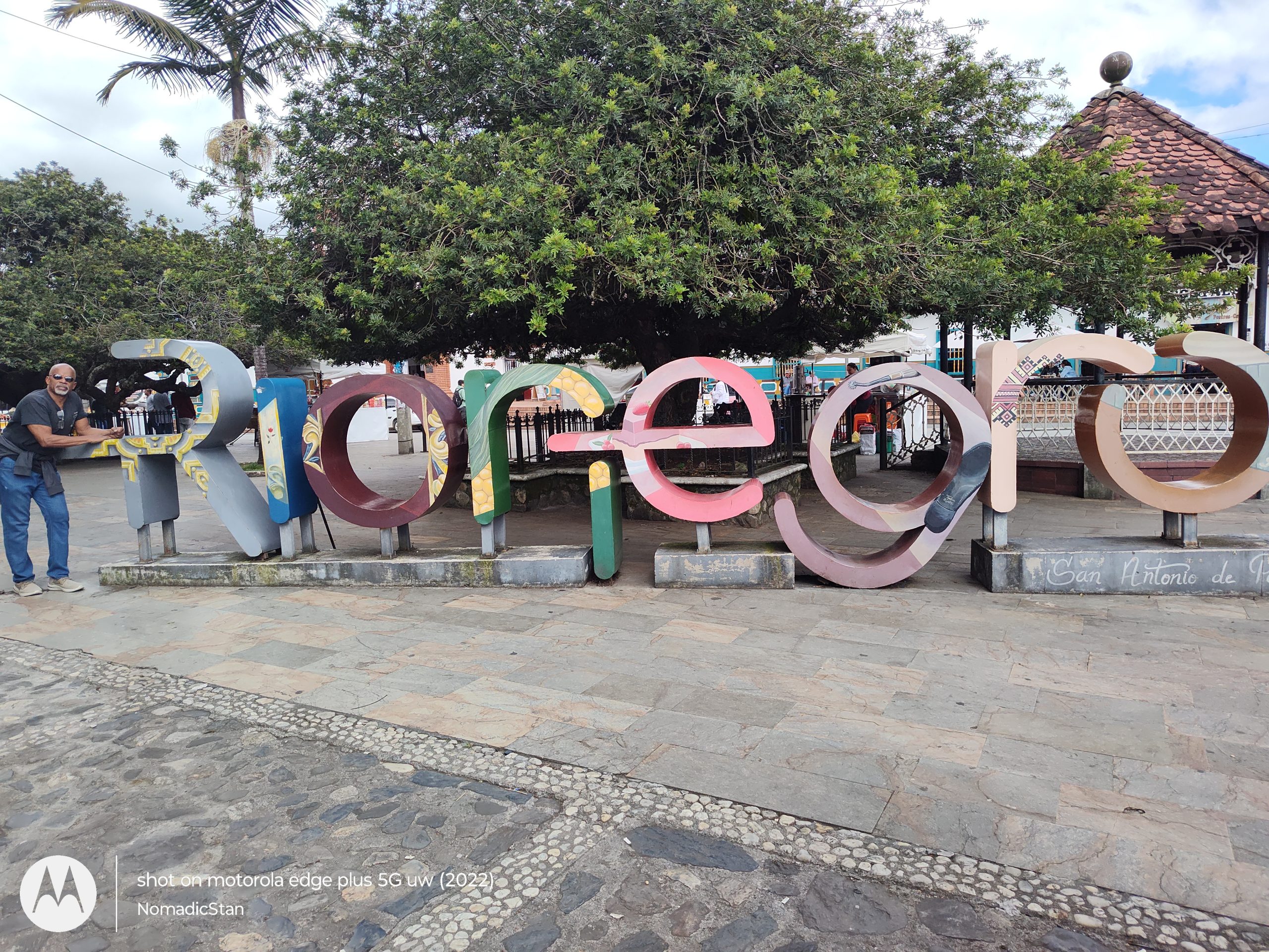 Rionegro: Gateway to Medellín’s countryside, rich in tradition and scenery.