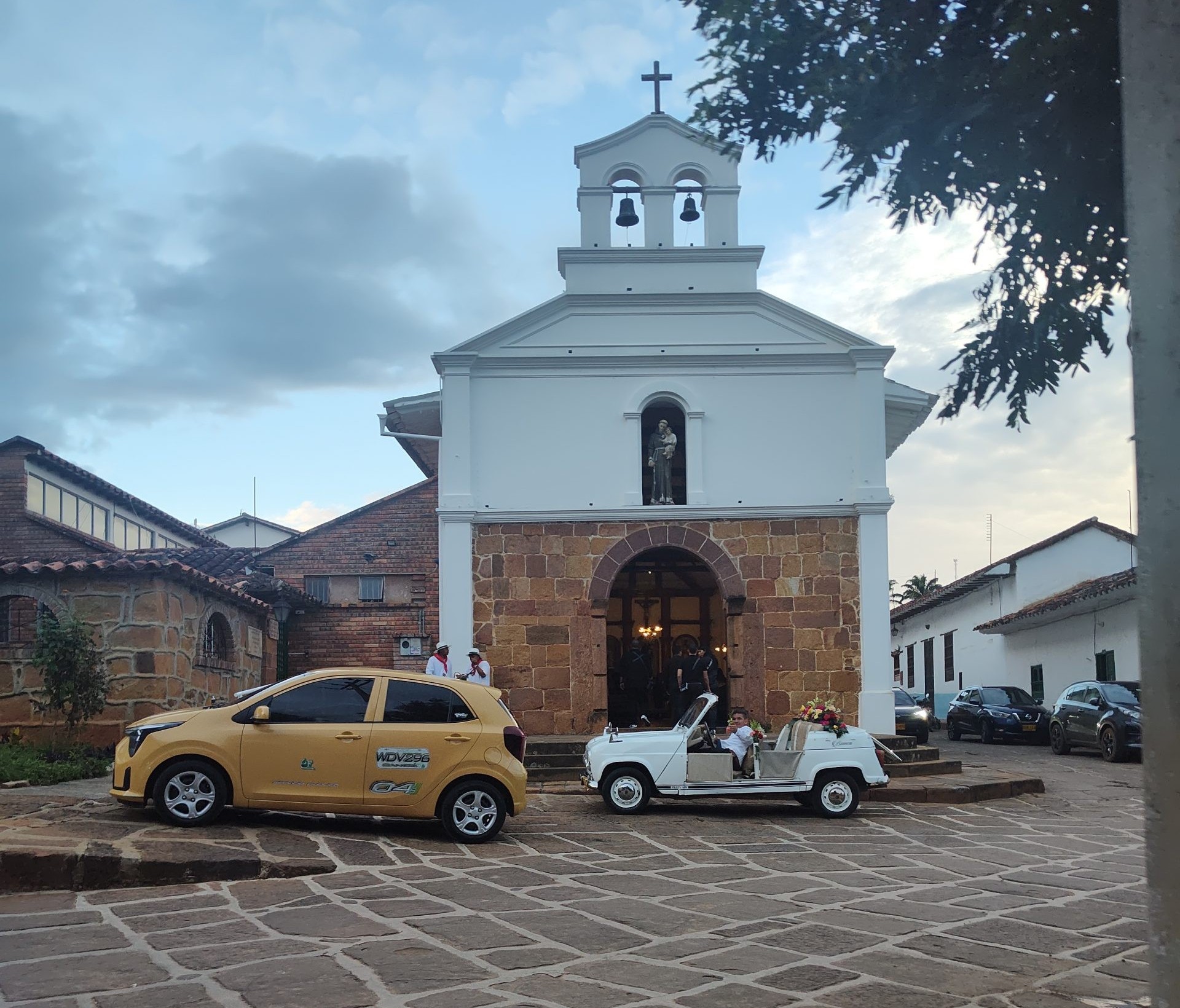 San Gil travel guide. Barichara church